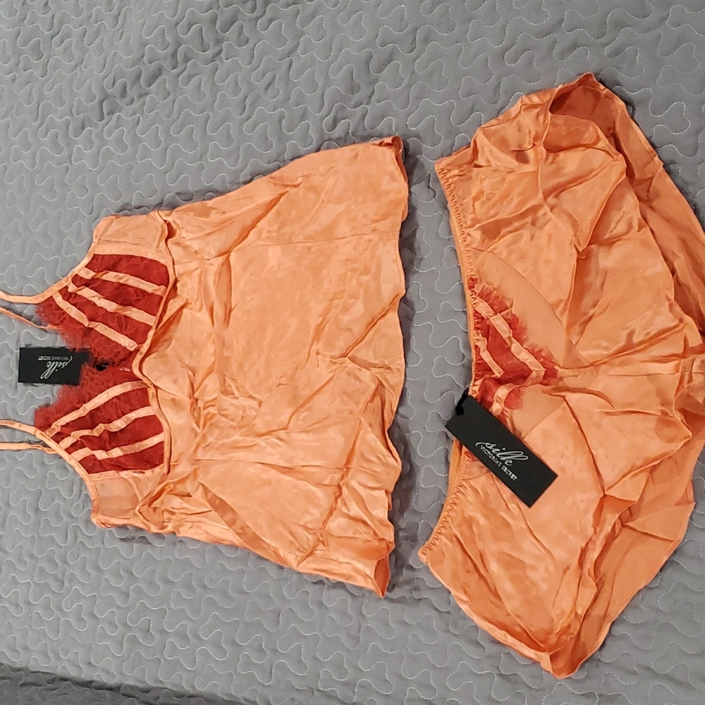 Victoria Secret orange lingerie set. Size M